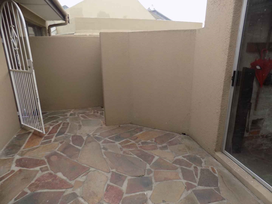 2 Bedroom Property for Sale in Soneike Western Cape